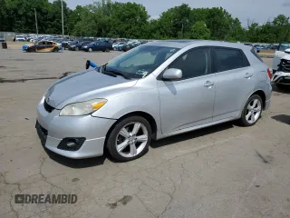 2009 Toyota Matrix S с VIN 2T1LE40E29C011134, выставлен на аукционе Copart как лот 64360705 с пробегом 145 782 миль миль и Чистый • Clean title. История ставок и продаж доступна на DreamBid. Изображение 1.