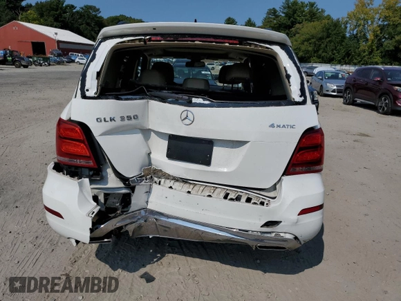 2014 Mercedes-Benz GLK 350 with VIN WDCGG8JB2EG324777, listed as a Copart auction lot 71431924 with 68,595 mi miles and Clean Title. Bid and sale history available at DreamBid. Image 6.