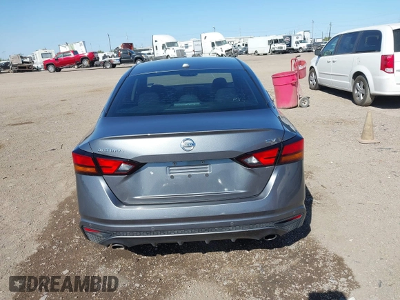 2019 Nissan Altima SV with VIN 1N4BL4DVXKN305921, listed as a IAAI auction lot 41822527 with 137,205 mi miles and . Bid and sale history available at DreamBid. Image 16.