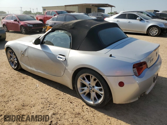 2008 BMW Z4 3.0i z VIN 4USBU33518LW61028, wystawiony jako Copart lot #51968465 z przebiegiem Nie podano mil oraz Czysty tytuł • Clean title. Historia ofert i sprzedaży dostępna na DreamBid. Obrazek 2.