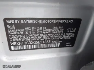 2016 BMW X1 xDrive28i with VIN WBXHT3C3XG5E51358, listed as a IAAI auction lot 41730597 with 90,010 mi miles. Bid and sale history available at carsss.com. Image 9.