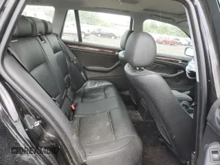 2005 BMW 3 Series 325xi z VIN WBAEP33455PF04897, wystawiony jako Copart lot #62121845 z przebiegiem 113 126 mil mil oraz Czysty tytuł • Clean title. Historia ofert i sprzedaży dostępna na DreamBid. Obrazek 10.
