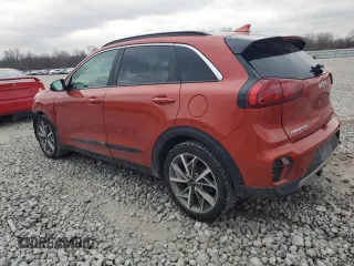 2022 Kia Niro Touring SE with VIN KNDCC3LC3N5532610, listed as a Copart auction lot 43786605 with 179,603 mi miles and Salvage Title. Bid and sale history available at carsss.com. Image 2.