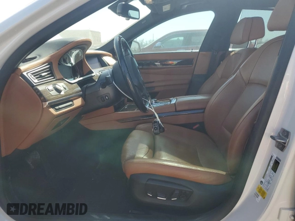 2015 BMW 7 Series 740Li with VIN WBAYE4C54FD947298, listed as a Copart auction lot 48323785 with 81,570 mi miles and Salvage Title. Bid and sale history available at DreamBid. Image 7.