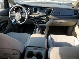 2016 Kia Sedona LX with VIN KNDMB5C12G6088697, listed as a Copart auction lot 62272124 with 179,372 mi miles and Salvage Title. Bid and sale history available at carsss.com. Image 8.