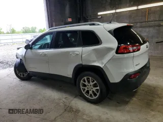2015 Jeep Cherokee Latitude z VIN 1C4PJMCS7FW624366, wystawiony jako Copart lot #58634805 z przebiegiem 80 598 mil mil oraz Szkoda całkowita • Salvage title. Historia ofert i sprzedaży dostępna na DreamBid. Obrazek 2.