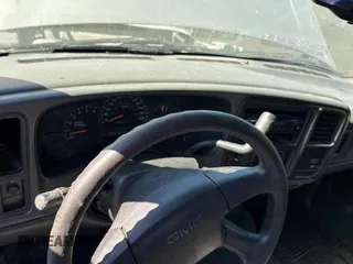2003 GMC Sierra 1500 with VIN 2GTEC19X731239346, listed as a Copart auction lot 77679104 with 163,029 mi miles and Clean Title. Bid and sale history available at DreamBid. Image 9.