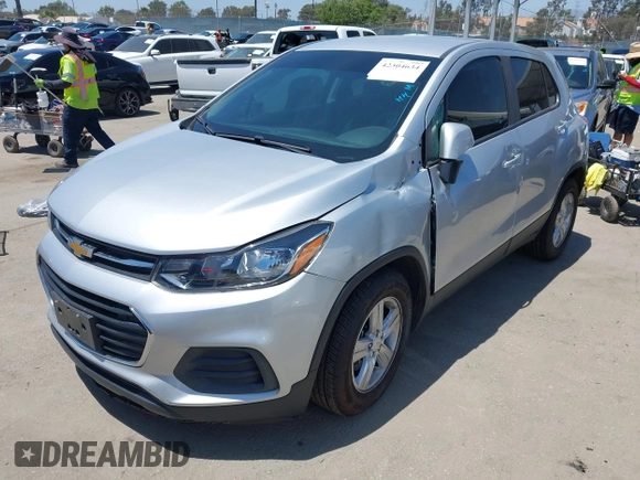 2022 Chevrolet Trax LS with VIN KL7CJKSM5NB542130, listed as a IAAI auction lot 42304634 with 43,670 mi miles and . Bid and sale history available at DreamBid. Image 17.