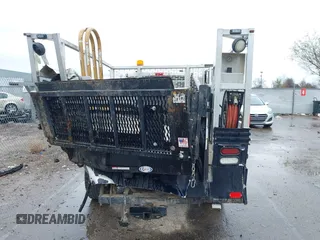 2022 Ford F-250 XL с VIN 1FDBF2B65NEE21187, выставлен на аукционе IAAI как лот 41921169 с пробегом 57 394 миль миль и . История ставок и продаж доступна на DreamBid. Изображение 16.
