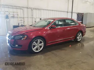 2015 Volkswagen Passat SEL Premium with VIN 1VWCV7A35FC072655, listed as a Copart auction lot 55785785 with 131,705 mi miles and Salvage title. Bid and sale history available at DreamBid. Image 1.
