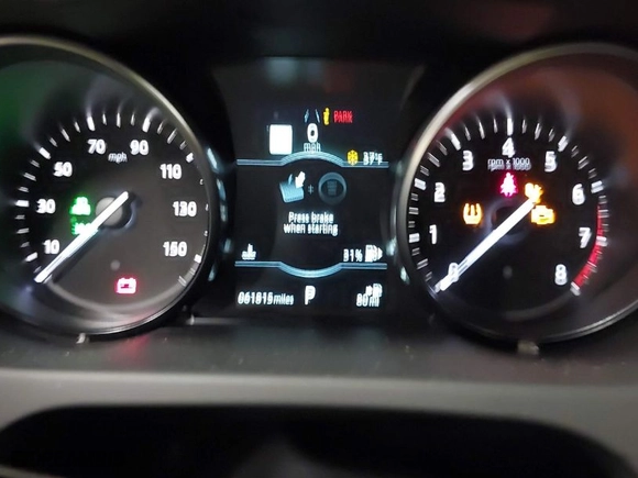 2019 Land Rover Discovery Sport HSE Luxury with VIN SALCT2FX9KH827366, listed as a IAAI auction lot 41481918 with 61,815 mi miles. Bid and sale history available at carsss.com. Image 7.