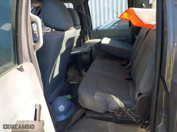 2013 Ford Super Duty F-250 SRW XL with VIN 1FT7W2A64DEB20551, listed as a IAAI auction lot 41731321 with 5 mi miles. Bid and sale history available at carsss.com. Image 8.