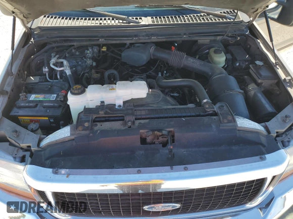 2000 Ford Excursion Special Serv z VIN 1FMNU40L7YEE15371, wystawiony jako Copart lot #83682844 z przebiegiem 252 722 mil mil oraz Nie do naprawy • Non repairable. Historia ofert i sprzedaży dostępna na DreamBid. Obrazek 12.