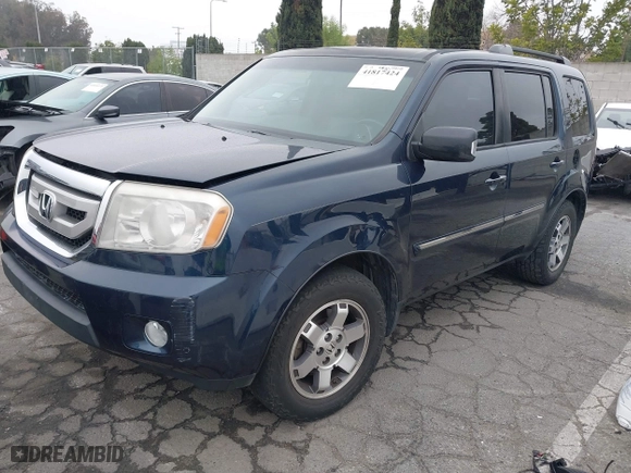 2010 Honda Pilot Touring with VIN 5FNYF4H80AB039371, listed as a IAAI auction lot 41817424 with 202,306 mi miles. Bid and sale history available at carsss.com. Image 19.