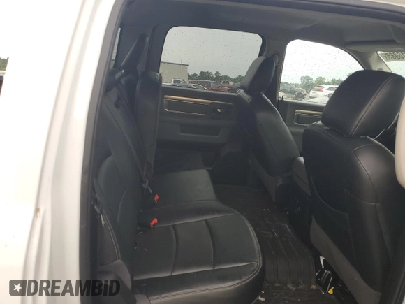2015 Ram 1500 Big Horn z VIN 1C6RR7LT6FS745030, wystawiony jako Copart lot #58216985 z przebiegiem 119 168 mil mil oraz Szkoda całkowita • Salvage title. Historia ofert i sprzedaży dostępna na DreamBid. Obrazek 10.