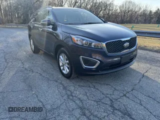 2016 Kia Sorento LX with VIN 5XYPGDA5XGG142632, listed as a Copart auction lot 54625695 with 146,966 mi miles and Clean Title. Bid and sale history available at carsss.com. Image 1.