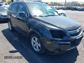 2014 Chevrolet Captiva Sport LT with VIN 3GNAL3EK1ES590157, listed as a IAAI auction lot 42018777 with 125,837 mi miles. Bid and sale history available at carsss.com. Image 1.