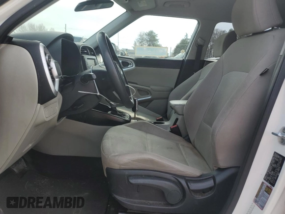 2020 Kia Soul S with VIN KNDJ23AUXL7035741, listed as a Copart auction lot 48952245 with 80,504 mi miles and Salvage Title. Bid and sale history available at DreamBid. Image 7.
