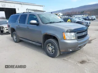 2007 Chevrolet Suburban LT with VIN 3GNGK26KX7G286269, listed as a IAAI auction lot 41767222 with 250,251 mi miles. Bid and sale history available at carsss.com. Image 1.