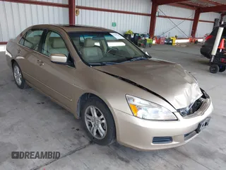 2006 Honda Accord EX-L z VIN 1HGCM56836A089269, wystawiony jako IAAI lot #42140138 z przebiegiem 99 681 mil mil oraz . Historia ofert i sprzedaży dostępna na DreamBid. Obrazek 1.