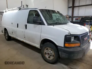 2011 GMC Savana Cargo Van with VIN 1GTW7GCA5B1165901, listed as a Copart auction lot 47759785 with 477,771 mi miles and Salvage Title. Bid and sale history available at carsss.com. Image 4.