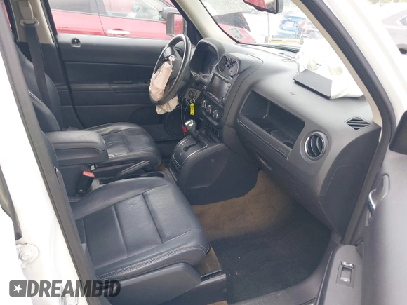 2016 Jeep Patriot Latitude with VIN 1C4NJPFA9GD682004, listed as a IAAI auction lot 42124310 with 146,396 mi miles and . Bid and sale history available at DreamBid. Image 5.