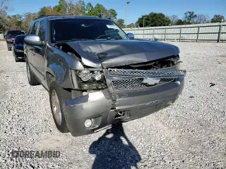 2008 Chevrolet Tahoe 1LT with VIN 1GNFC13J38R122636, listed as a Copart auction lot 86992094 with 236,601 mi miles and Salvage title. Bid and sale history available at DreamBid. Image 12.