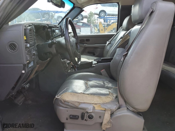 2003 Chevrolet Silverado 1500 LS with VIN 2GCEK19T331225136, listed as a Copart auction lot 49346345 with 0 mi miles and Non Repairable. Bid and sale history available at carsss.com. Image 7.