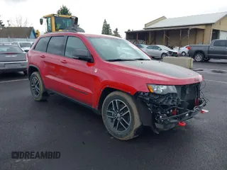 2018 Jeep Grand Cherokee Trailhawk with VIN 1C4RJFLG4JC142710, listed as a IAAI auction lot 41640917 with 42,488 mi miles. Bid and sale history available at carsss.com. Image 1.