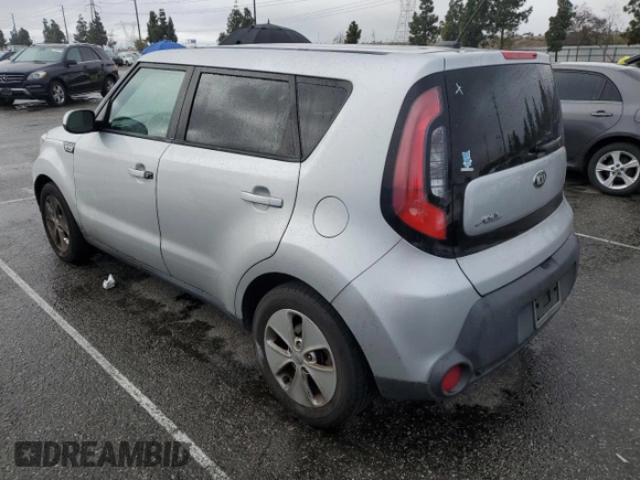 2016 Kia Soul with VIN KNDJN2A28G7853829, listed as a Copart auction lot 44245895 with 104,062 mi miles and Clean Title. Bid and sale history available at carsss.com. Image 2.