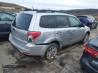2011 Subaru Forester 2.5X Premium with VIN JF2SHACCXBH718187, listed as a IAAI auction lot 38508312 with 219,724 mi miles. Bid and sale history available at carsss.com. Image 4.