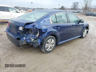 2011 Subaru Legacy 2.5i z VIN 4S3BMCA65B3257139, wystawiony jako IAAI lot #41475215 z przebiegiem 228 739 mil mil oraz . Historia ofert i sprzedaży dostępna na DreamBid. Obrazek 4.