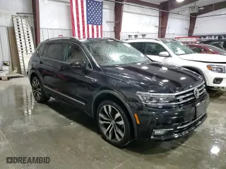 2020 Volkswagen Tiguan SEL Premium R-Line with VIN 3VV4B7AX5LM171670, listed as a Copart auction lot 43829125 with 67,685 mi miles and Salvage Title. Bid and sale history available at carsss.com. Image 13.