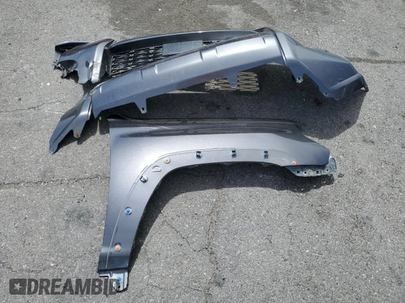 2021 Toyota 4Runner SR5 with VIN JTEMU5JR0M5962609, listed as a Copart auction lot 55848695 with 61,595 mi miles and Salvage title. Bid and sale history available at DreamBid. Image 13.
