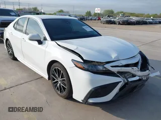 2022 Toyota Camry SE with VIN 4T1G11AK7NU640669, listed as a IAAI auction lot 41860599 with 111,515 mi miles and . Bid and sale history available at DreamBid. Image 1.
