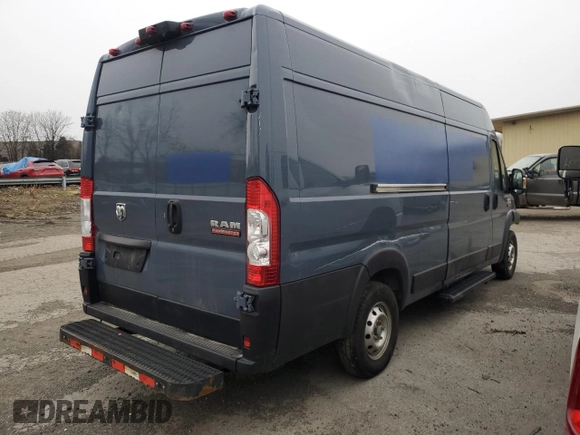 2020 Ram ProMaster Cargo with VIN 3C6URVJG3LE128512, listed as a Copart auction lot 43840465 with 111,281 mi miles and Salvage Title. Bid and sale history available at carsss.com. Image 3.