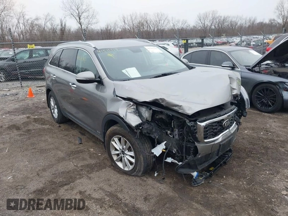 2019 Kia Sorento LX with VIN 5XYPGDA33KG508972, listed as a IAAI auction lot 41511319 with 88,285 mi miles. Bid and sale history available at carsss.com. Image 1.