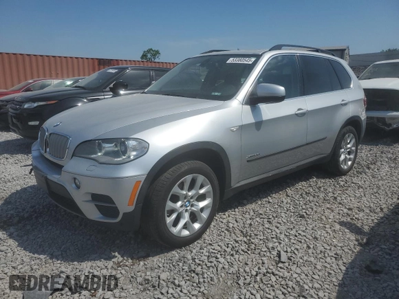 2013 BMW X5 xDrive35i with VIN 5UXZV4C58D0B12012, listed as a Copart auction lot 53380545 with 128,436 mi miles and Clean Title. Bid and sale history available at carsss.com. Image 1.