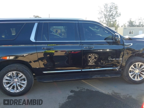 2021 GMC Yukon XL SLT with VIN 1GKS2GKD0MR471504, listed as a IAAI auction lot 41668145 with 55,917 mi miles. Bid and sale history available at carsss.com. Image 13.