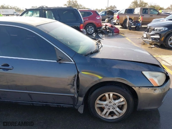 2007 Honda Accord Sdn LX SE with VIN JHMCM56357C024463, listed as a IAAI auction lot 41809788 with 179,454 mi miles. Bid and sale history available at carsss.com. Image 14.