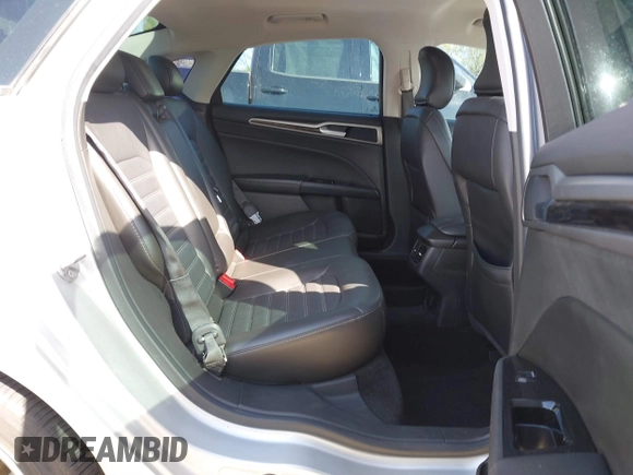 2016 Ford Fusion SE with VIN 3FA6P0HD5GR279541, listed as a IAAI auction lot 41849560 with 70,639 mi miles. Bid and sale history available at carsss.com. Image 8.