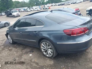 2013 Volkswagen CC Executive z VIN WVWGU7AN8DE520610, wystawiony jako IAAI lot #42278719 z przebiegiem 197 905 mil mil oraz . Historia ofert i sprzedaży dostępna na DreamBid. Obrazek 14.