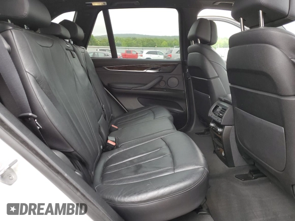 2017 BMW X5 xDrive35i z VIN 5UXKR0C53H0U52217, wystawiony jako Copart lot #58559235 z przebiegiem 100 544 mil mil oraz Szkoda całkowita • Salvage title. Historia ofert i sprzedaży dostępna na DreamBid. Obrazek 11.