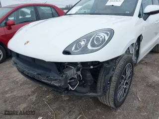 2018 Porsche Macan with VIN WP1AA2A54JLB20602, listed as a IAAI auction lot 41610622 with 65,358 mi miles. Bid and sale history available at carsss.com. Image 6.