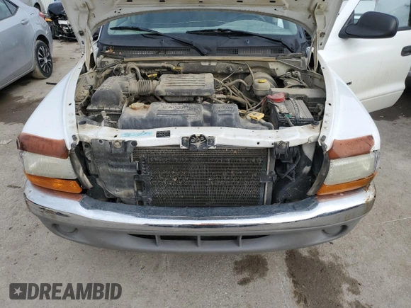 2001 Dodge Dakota Sport with VIN 1B7GL22N31S250879, listed as a Copart auction lot 47322845 with 207,334 mi miles and Salvage Title. Bid and sale history available at carsss.com. Image 13.