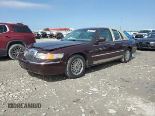 2001 Mercury Grand Marquis GS z VIN 2MEFM74W01X684460, wystawiony jako Copart lot #56354285 z przebiegiem 188 334 mil mil oraz Szkoda całkowita • Salvage title. Historia ofert i sprzedaży dostępna na DreamBid. Obrazek 1.