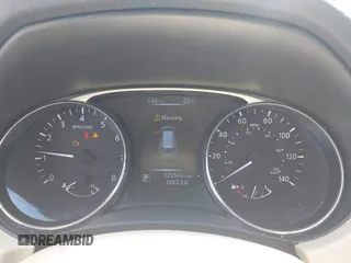 2015 Nissan Rogue S with VIN 5N1AT2MT5FC920589, listed as a IAAI auction lot 42050035 with 125,544 mi miles. Bid and sale history available at carsss.com. Image 7.