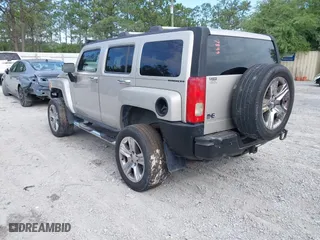 2006 Hummer H3 with VIN 5GTDN136068312962, listed as a IAAI auction lot 42087899 with 298,681 mi miles. Bid and sale history available at carsss.com. Image 3.