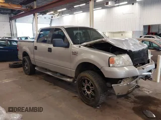 2005 Ford F-150 XLT with VIN 1FTPW14535FB22767, listed as a IAAI auction lot 41880025 with 1 mi miles. Bid and sale history available at carsss.com. Image 1.