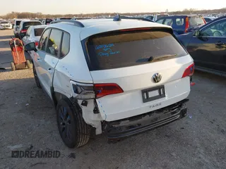 2023 Volkswagen Taos S z VIN 3VVDX7B22PM346886, wystawiony jako IAAI lot #41771427 z przebiegiem 46 695 mil mil oraz . Historia ofert i sprzedaży dostępna na DreamBid. Obrazek 6.